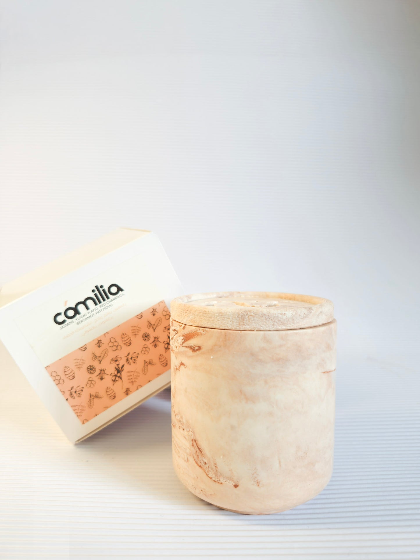 small camilia candle