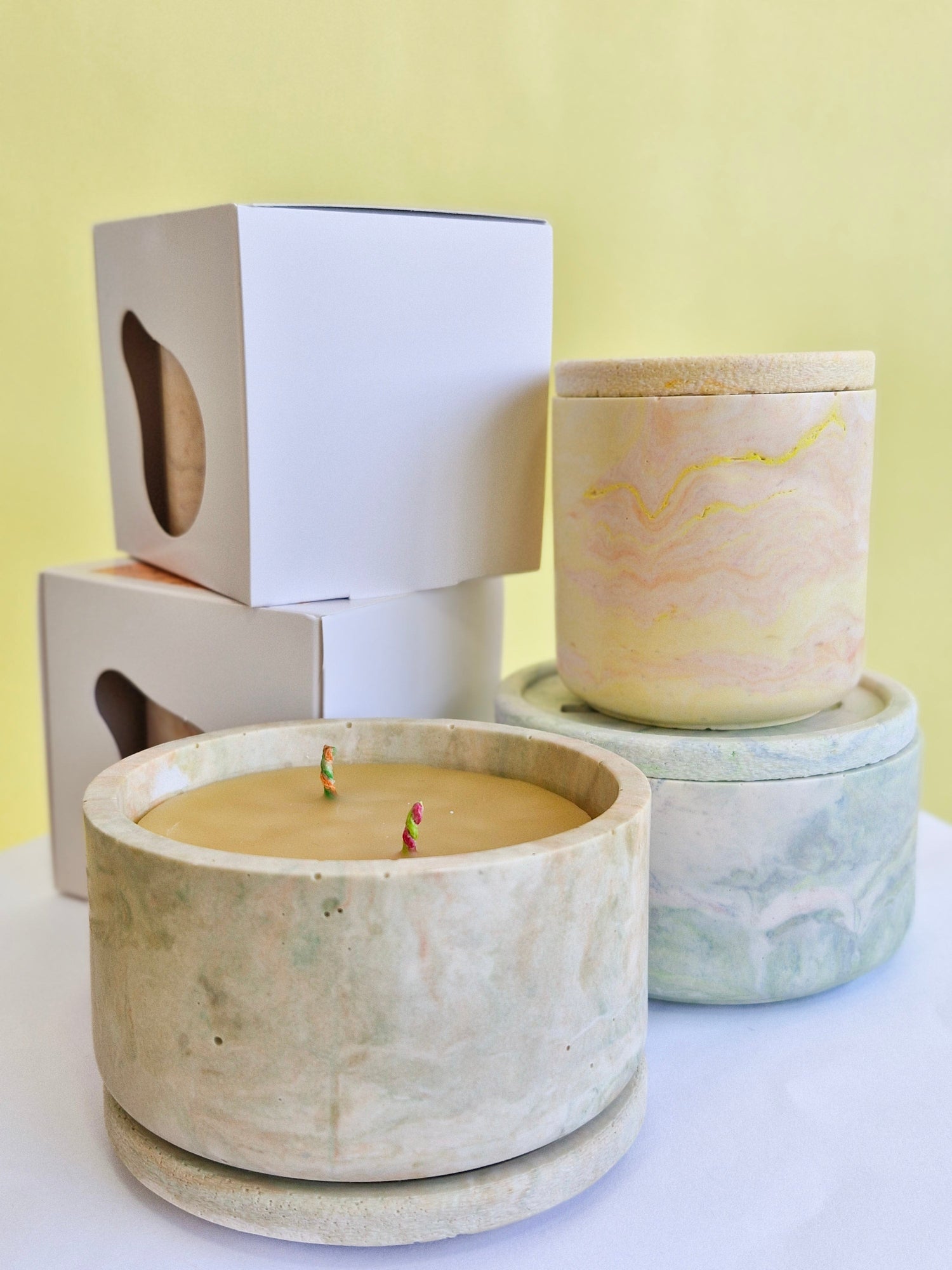 Signature Nur handmade, aromatherapy, Natural candles